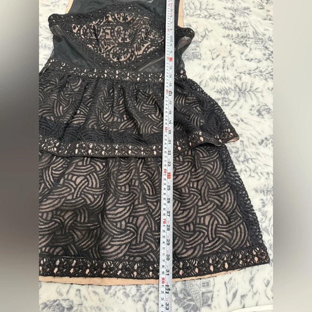 BCBG MAXAZRIA “Joselyn” Black Lace Mesh Cocktail Dress Size 6 NWT $368 - Picture 14 of 15
